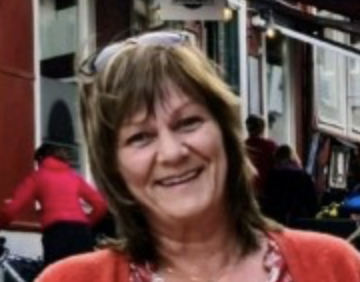 Heidi Østensen style=